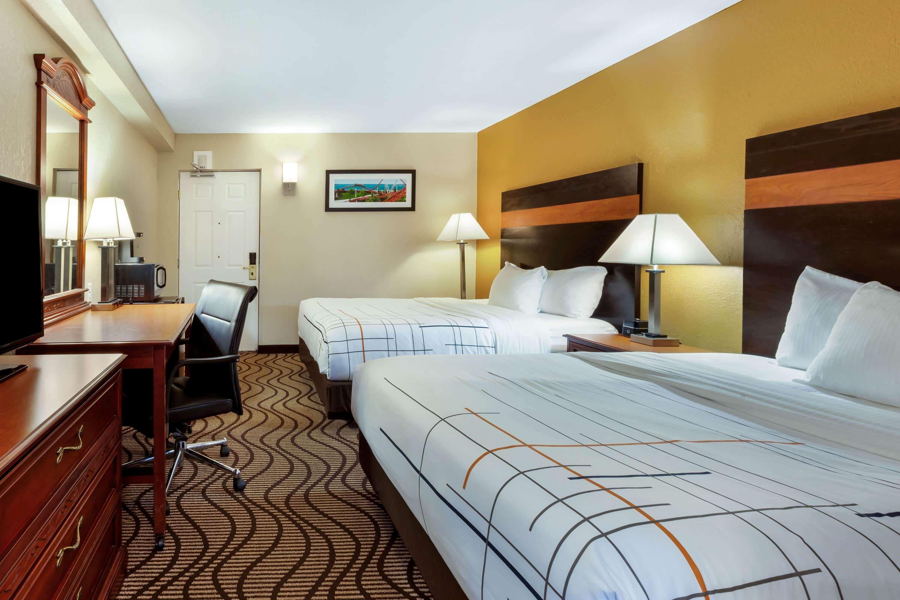 La Quinta Inn By Wyndham Sandusky Near Cedar Point Exterior foto
