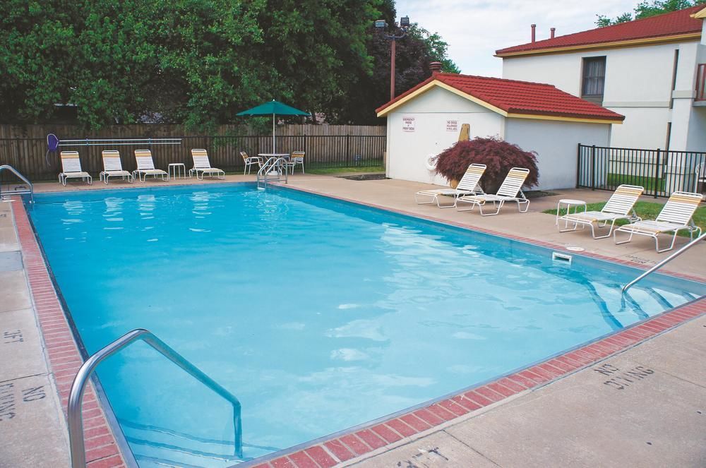 La Quinta Inn By Wyndham Sandusky Near Cedar Point Exterior foto